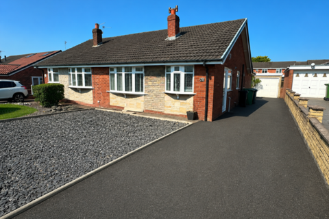 3 bed property, in Rayden Crescent, £210,000