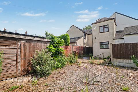 2 bed property, in Knypersley Road, £160,000