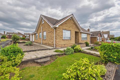 2 bed property, in Beech Drive, £330,000