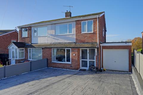 3 bed property, in Fair View Road, £290,000