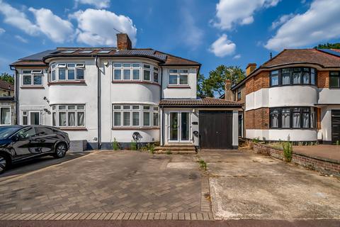 3 bed property, in Sidcup Road, £625,000