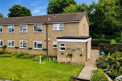 2 bed property, in Thompson Street, £170,000