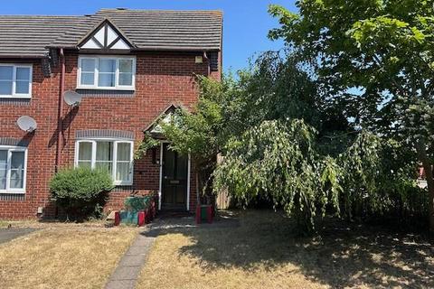 2 bed property, in Justice Close, £270,000