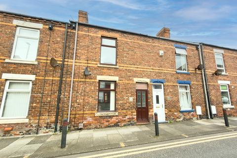 2 bed property, in 25 Middle Street Blackhall Colliery, £30,000