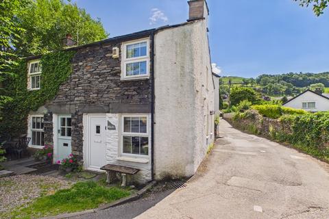 1 bed property, in Hollies, £295,000