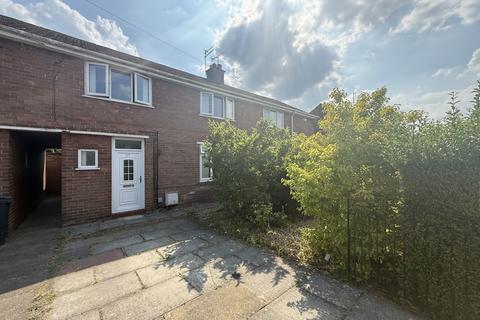 3 bed property, in Walnut Avenue, £195,000