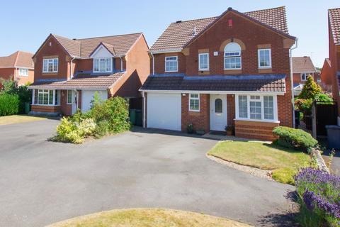 4 bed property, in Daybell Road, £395,000
