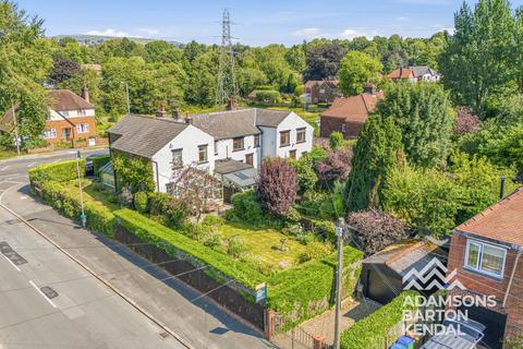 3 bed property, in Bury Road, £435,000
