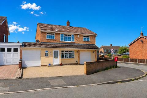 4 bed property, in Morley Road, £380,000