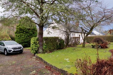 2 bed property, in 1 Kalnaish Cottages A886, £150,000