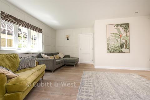 2 bed property, in Fox Lane, £700,000