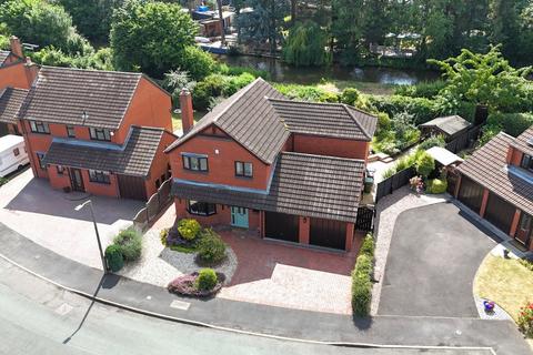 4 bed property, in Millington Street, £475,000