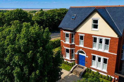 5 bed property, in Weld Road, £1,150,000