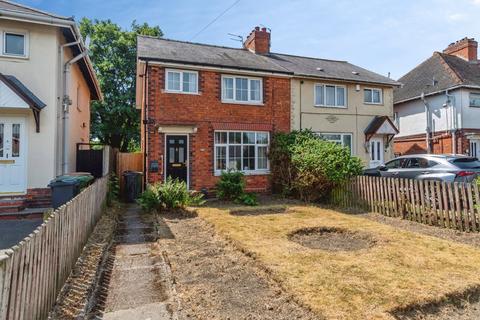 3 bed property, in Botany Road, £240,000
