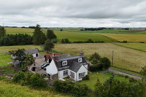 3 bed property, in Of Lethenty, £310,000