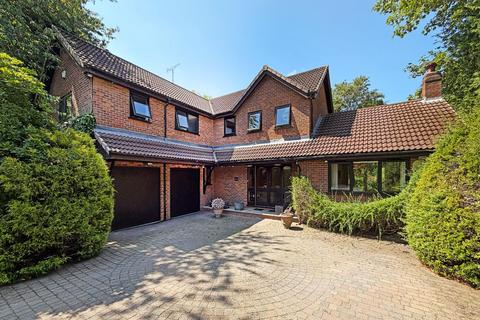 4 bed property, in The Coppice, £1,250,000