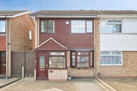 3 bed property, in Hamstead Road, £260,000