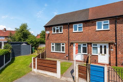3 bed property, in Pollard Square, £225,000