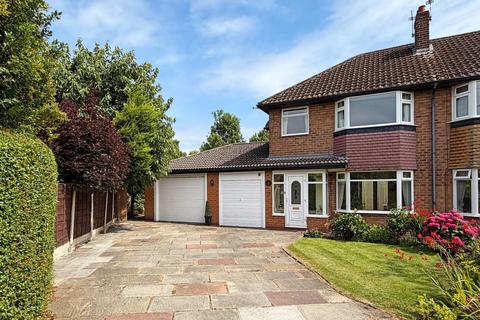 3 bed property, in Goodwood Crescent, £600,000
