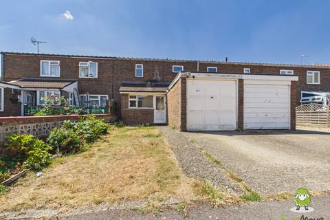 3 bed property, in Gilbert Close, £280,000