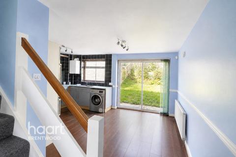 4 bed property, in Meadow Rise, £409,995