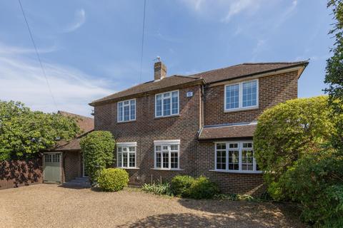 5 bed property, in Manor Lane, £1,000,000