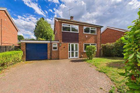 3 bed property, in Townshend Place, £315,000