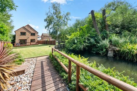 4 bed property, in Money Lane, £799,950