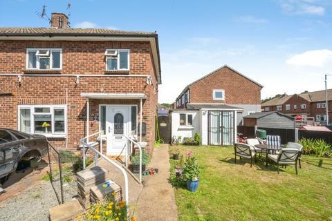 3 bed property, in Pickering Road, £149,995
