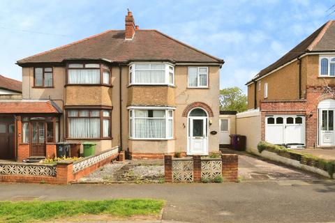 3 bed property, in Eccleshall Avenue, £165,000