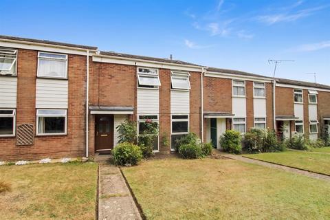 3 bed property, in Rumsey Fields, £325,000