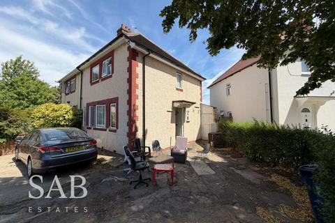 3 bed property, in Lily Gardens, £475,000