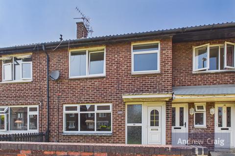 2 bed property, in Greenlands, £110,000