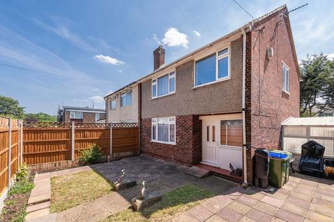 3 bed property, in Brunswick Road, £550,000