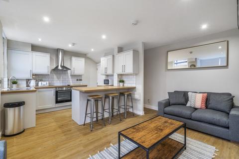 6 bed property, in Leeds LS4, £295,000