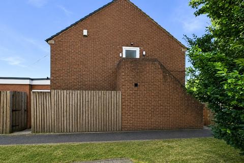 1 bed property, in Ribble Walk, £80,000