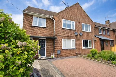 3 bed property, in Travers Road, £280,000