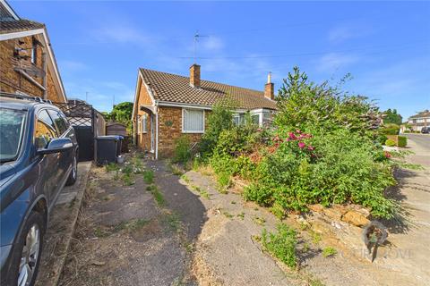 2 bed property, in Hoylake Drive, £175,000