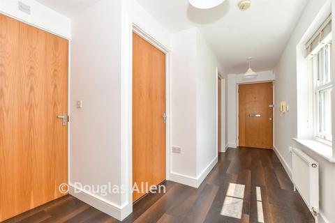 2 bed property, in William Hunter Way, £210,000