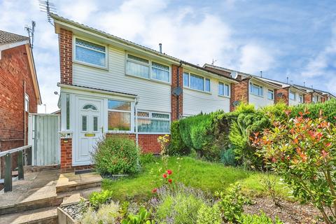 3 bed property, in Beauclerk Drive, £220,000