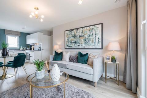 1 bed property, in Granada House, £170,000