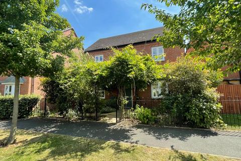 4 bed property, in Western Heights Road, £360,000