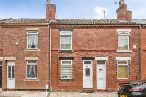 2 bed property, in Ellerker Avenue, £85,000