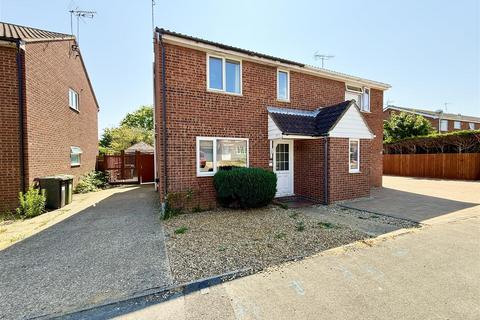 3 bed property, in Lynfield Road, £210,000