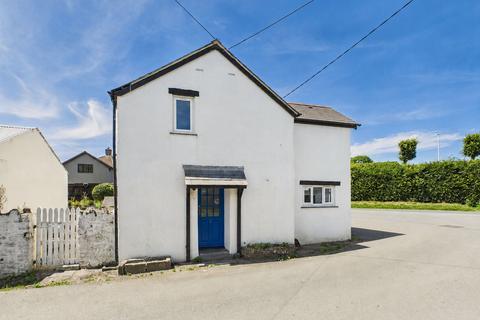 2 bed property, in Bradworthy, £180,000