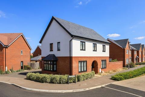4 bed property, in Blithfield, £425,000