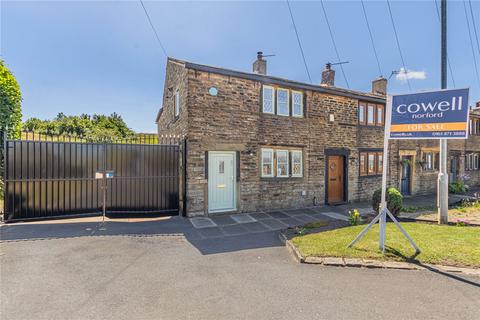 3 bed property, in Ripponden Road, £325,000