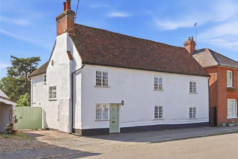 5 bed property, in High Street, £925,000