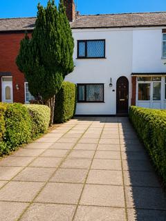 2 bed property, in Grove Street, £110,000