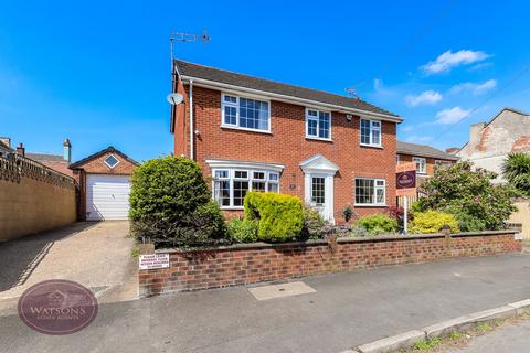 4 bed property, in Lindley Street, £240,000